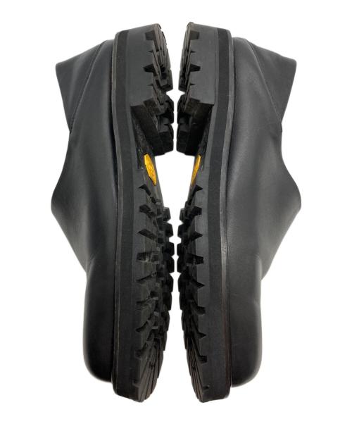 ZARA（ザラ）ZARA (ザラ) スクエアトゥスリッポン ブラック サイズ:42の古着・服飾アイテム