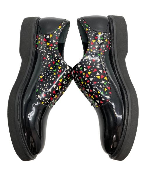 EMPORIO ARMANI（エンポリオアルマーニ）EMPORIO ARMANI (エンポリオアルマーニ) エナメルスリッポン ブラック サイズ:37の古着・服飾アイテム