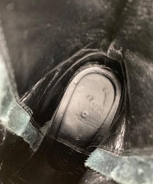 Y's（ワイズ）Y's (ワイズ) SOOMTH LEATHER PLATFORM ZIP UP BIITS ブラック サイズ:3の古着・服飾アイテム