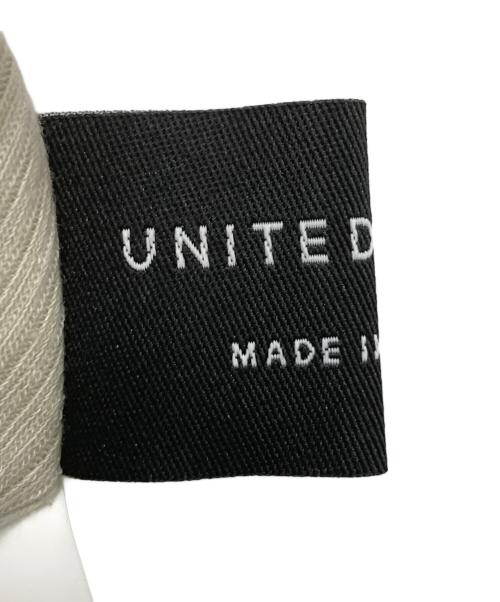 UNITED TOKYO（ユナイテッドトーキョー）UNITED TOKYO (ユナイテッドトーキョー) 3WAYレイヤードスリットプルオーバー ベージュ×ホワイト サイズ:FREE 未使用品の古着・服飾アイテム