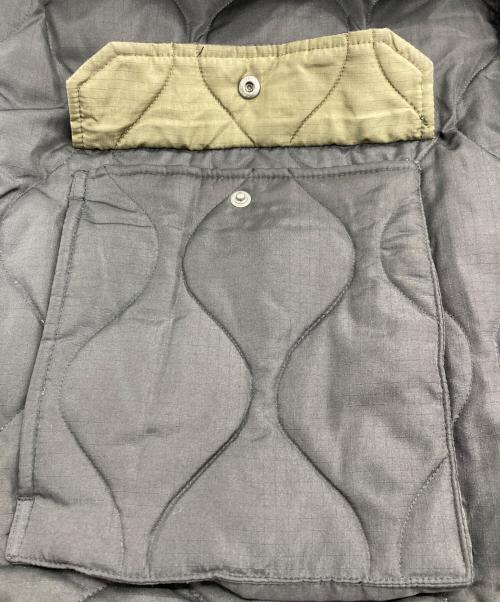 TAION（タイオン）TAION (タイオン) ＶNECK ZIP COAT ブラック×カーキ サイズ:ASIA XLの古着・服飾アイテム
