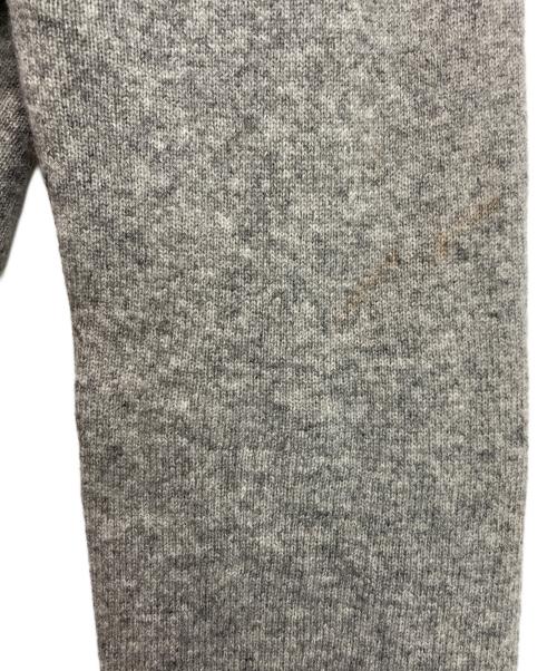 PLAY COMME des GARCONS（プレイコムデギャルソン）PLAY COMME des GARCONS (プレイコムデギャルソン) クルーネックニットカーディガン グレー サイズ:Lの古着・服飾アイテム