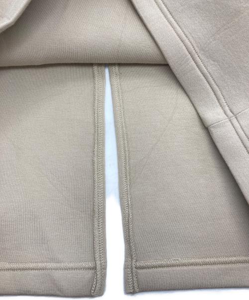 JUSGLITTY（ジャスグリッティー）JUSGLITTY (ジャスグリッティー) ライトドロストパーカーワンピース ベージュ サイズ:1の古着・服飾アイテム