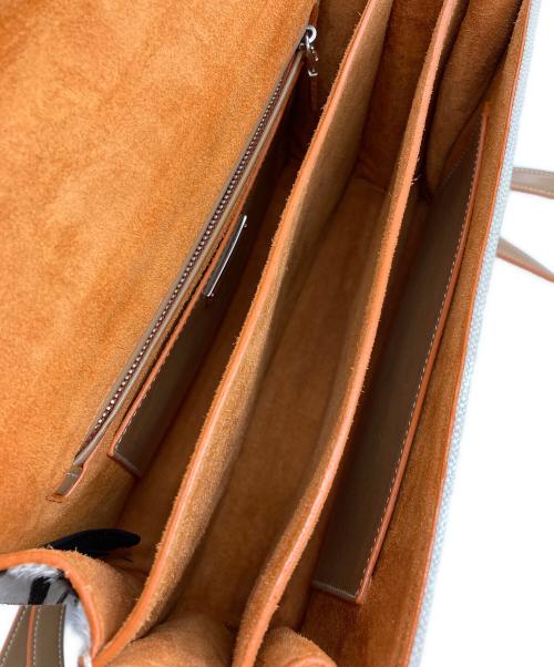 MIU MIU（ミュウミュウ）MIU MIU (ミュウミュウ) マドラス ハラココンビ2WAYバッグ ホワイト×ベージュの古着・服飾アイテム