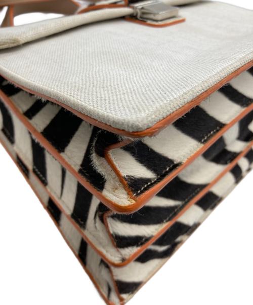 MIU MIU（ミュウミュウ）MIU MIU (ミュウミュウ) マドラス ハラココンビ2WAYバッグ ホワイト×ベージュの古着・服飾アイテム