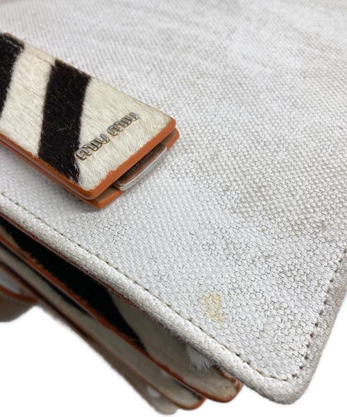 MIU MIU（ミュウミュウ）MIU MIU (ミュウミュウ) マドラス ハラココンビ2WAYバッグ ホワイト×ベージュの古着・服飾アイテム