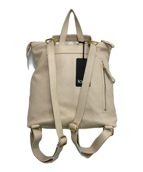 IO PELLE（イオペレ）IO PELLE (イオペレ) リュック ベージュの古着・服飾アイテム