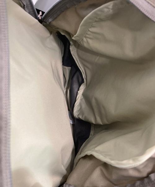 MACPAC（マックパック）MACPAC (マックパック) リュック グレーの古着・服飾アイテム