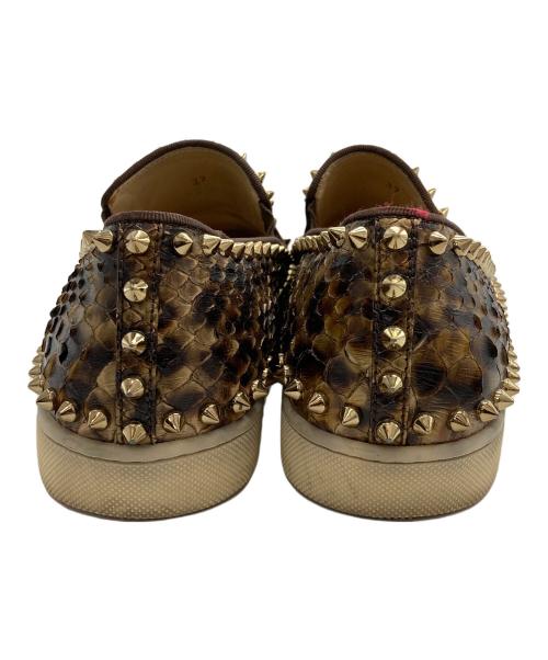 Christian Louboutin（クリスチャン・ルブタン）Christian Louboutin (クリスチャン・ルブタン) パイソンスリッポン ベージュ サイズ:37の古着・服飾アイテム