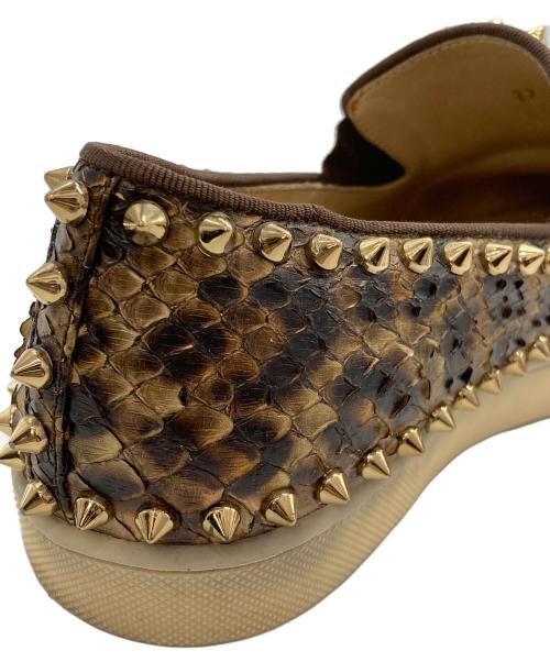 Christian Louboutin（クリスチャン・ルブタン）Christian Louboutin (クリスチャン・ルブタン) パイソンスリッポン ベージュ サイズ:37の古着・服飾アイテム