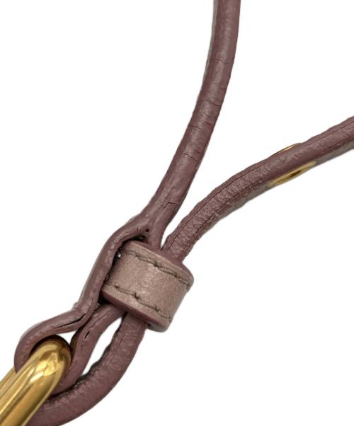 MIU MIU（ミュウミュウ）MIU MIU (ミュウミュウ) マテラッセミニショルダーバッグ ピンクの古着・服飾アイテム