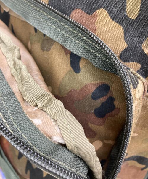 SUPREME（シュプリーム）SUPREME (シュプリーム) BACKPACK カーキの古着・服飾アイテム