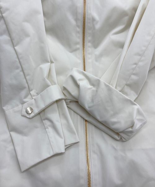 ANAYI（アナイ）ANAYI (アナイ) タフタバックボリュームフードブルゾン ホワイト サイズ:36の古着・服飾アイテム