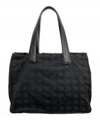CHANELシャネル）の古着「ニュートラベルライン ナイロントートバッグ」｜ブラック
