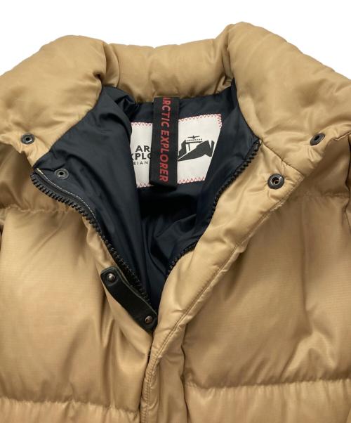 ARCTIC EXPLORER（アークティックエクスプローラー）ARCTIC EXPLORER (アークティックエクスプローラー) ダウンジャケット ベージュ サイズ:Sの古着・服飾アイテム