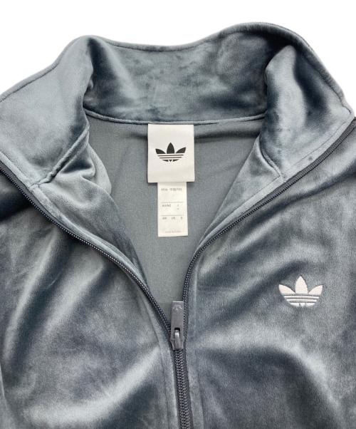 adidas（アディダス）adidas (アディダス) ファイヤーバード トラックトップ ベロア グレー サイズ:Mの古着・服飾アイテム
