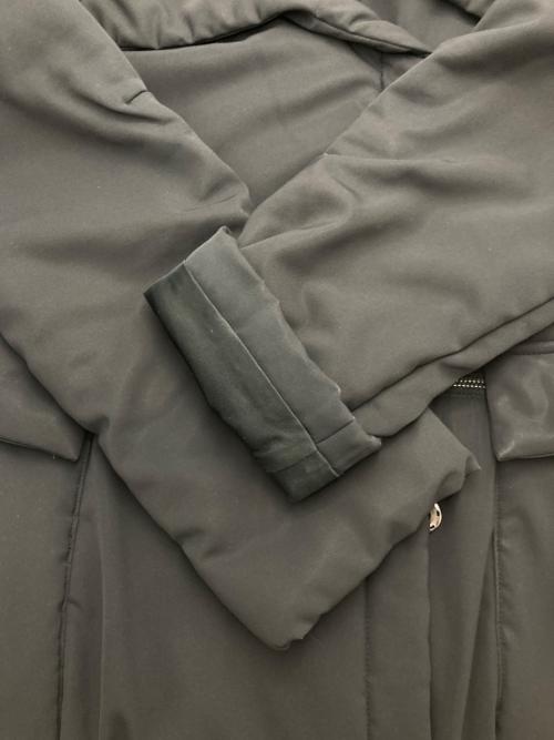 FOXEY NEWYORK（フォクシーニューヨーク）FOXEY NEWYORK (フォクシーニューヨーク) 中綿コート ブラック サイズ:38の古着・服飾アイテム