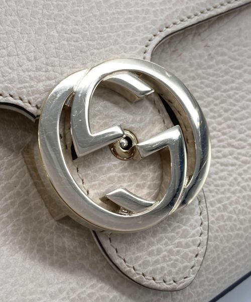 GUCCI（グッチ）GUCCI (グッチ) インターロッキングG チェーン ショルダーバッグ ベージュの古着・服飾アイテム