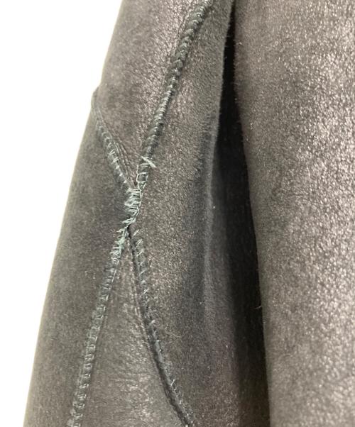 HELMUT LANG（ヘルムートラング）HELMUT LANG (ヘルムートラング) WRECKDE SHEARING COCOON COAT/シープスキンシングルライダースボアジャケット ブラック サイズ:Pの古着・服飾アイテム