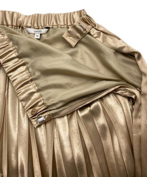 UN3D.（アンスリード）UN3D. (アンスリード) オリガミプリーツロングスカート ゴールド サイズ:38の古着・服飾アイテム