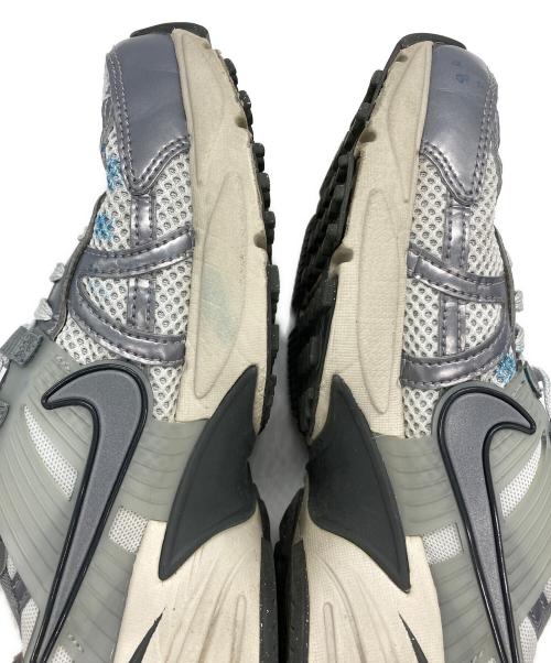 NIKE（ナイキ）NIKE (ナイキ) V2K Run グレー サイズ:24の古着・服飾アイテム