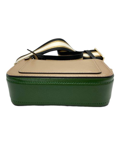 MARC JACOBS（マークジェイコブズ）MARC JACOBS (マークジェイコブズ) スナップショットショルダーバッグ ベージュ×グリーンの古着・服飾アイテム