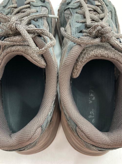 adidas（アディダス）adidas (アディダス) YEEZY Boost 700V2 ブラウン サイズ:26.5の古着・服飾アイテム