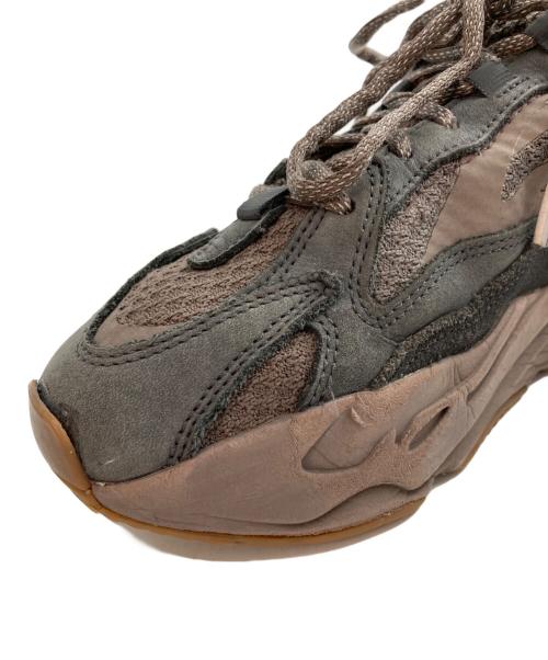 adidas（アディダス）adidas (アディダス) YEEZY Boost 700V2 ブラウン サイズ:26.5の古着・服飾アイテム