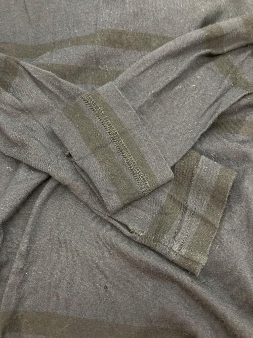 Vivienne Westwood ANGLOMANIA（ヴィヴィアンウエストウッドアングロマニア）Vivienne Westwood ANGLOMANIA (ヴィヴィアンウエストウッドアングロマニア) 変形ボーダーカットソー ネイビー サイズ:38の古着・服飾アイテム