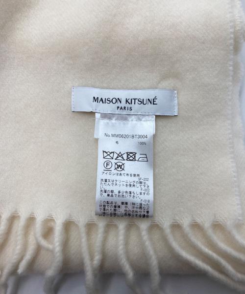 maison kitsune（メゾンキツネ）maison kitsune (メゾンキツネ) BOLD FOX パッチ マフラー ベージュの古着・服飾アイテム