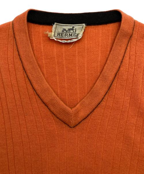 HERMES（エルメス）HERMES (エルメス) カシミヤVネックニット オレンジ サイズ:Lの古着・服飾アイテム