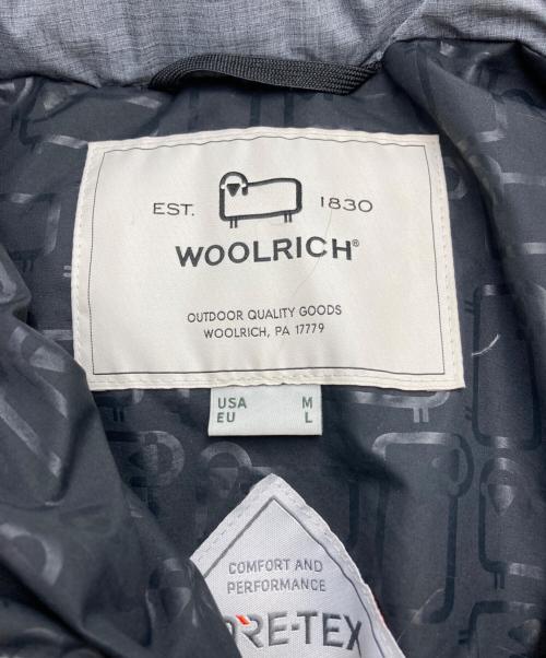 WOOLRICH（ウールリッチ）WOOLRICH (ウールリッチ) ウィンターパトロールダウンパーカ グレー サイズ:Mの古着・服飾アイテム