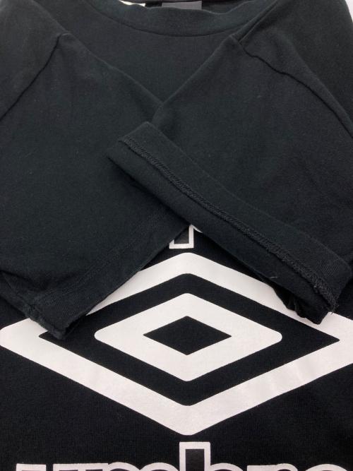 UMBRO（アンブロ）UMBRO (アンブロ) N.HOOLYWOOD (エヌ ハリウッド) ロゴプリントTシャツ ブラック サイズ:Mの古着・服飾アイテム