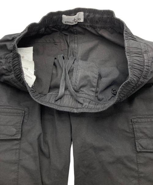 STONE ISLAND（ストーンアイランド）STONE ISLAND (ストーンアイランド) ガーメントダイ テーパード カーゴパンツ ブラック サイズ:30の古着・服飾アイテム