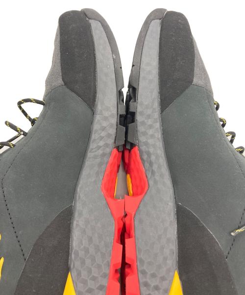 LA SPORTIVA（スポルティバ）LA SPORTIVA (スポルティバ) TXGUIDE LEATHER39 グレー サイズ:42の古着・服飾アイテム