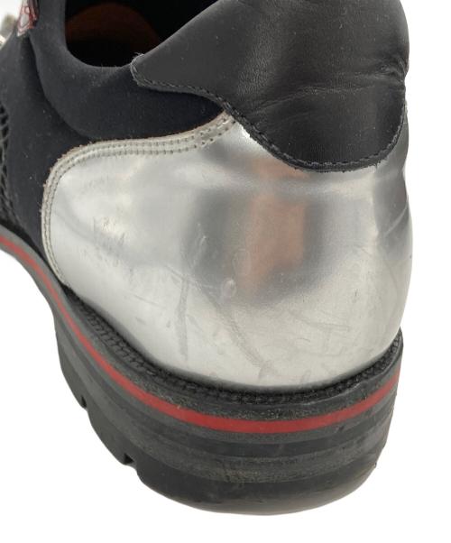Christian Louboutin（クリスチャン・ルブタン）Christian Louboutin (クリスチャン・ルブタン) スタッズメッシュコンビシューズ ブラック サイズ:41　1/2の古着・服飾アイテム