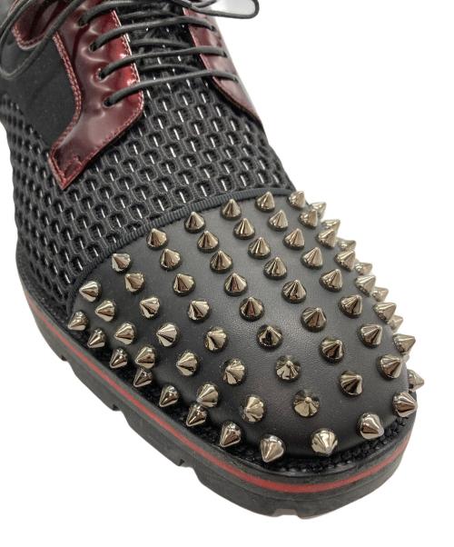 Christian Louboutin（クリスチャン・ルブタン）Christian Louboutin (クリスチャン・ルブタン) スタッズメッシュコンビシューズ ブラック サイズ:41　1/2の古着・服飾アイテム