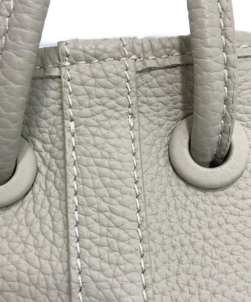 VASIC（ヴァジック）VASIC (ヴァジック) BOND MINI ハンドバッグ アイボリーの古着・服飾アイテム