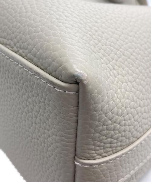 VASIC（ヴァジック）VASIC (ヴァジック) BOND MINI ハンドバッグ アイボリーの古着・服飾アイテム