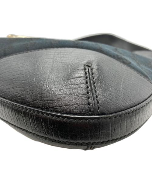 GUCCI（グッチ）GUCCI (グッチ) ハスラービット GGキャンバス ショルダーバッグ ブラックの古着・服飾アイテム