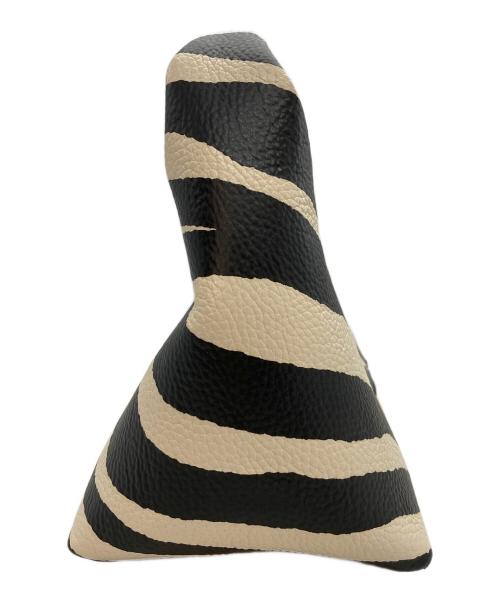 MARC JACOBS（マークジェイコブズ）MARC JACOBS (マークジェイコブズ) ゼブラ柄ハンドバッグ ホワイト×ブラックの古着・服飾アイテム