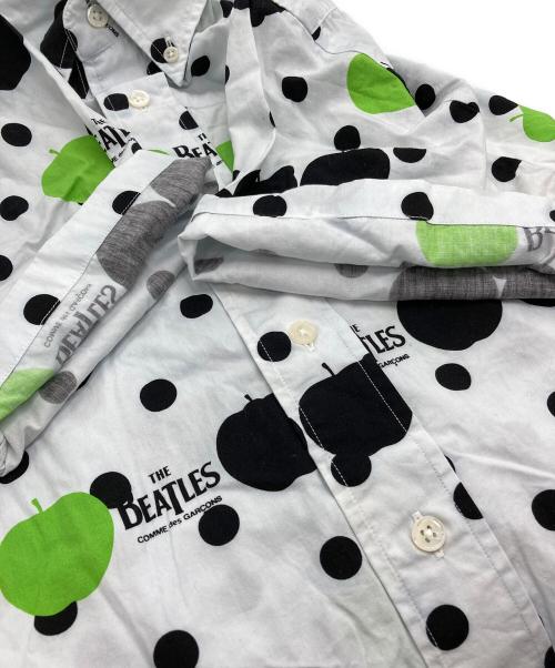 COMME des GARCONS（コムデギャルソン）COMME des GARCONS (コムデギャルソン) THE BEATLES (ビートルズ) コラボプリントS/Sシャツ ホワイト サイズ:Mの古着・服飾アイテム
