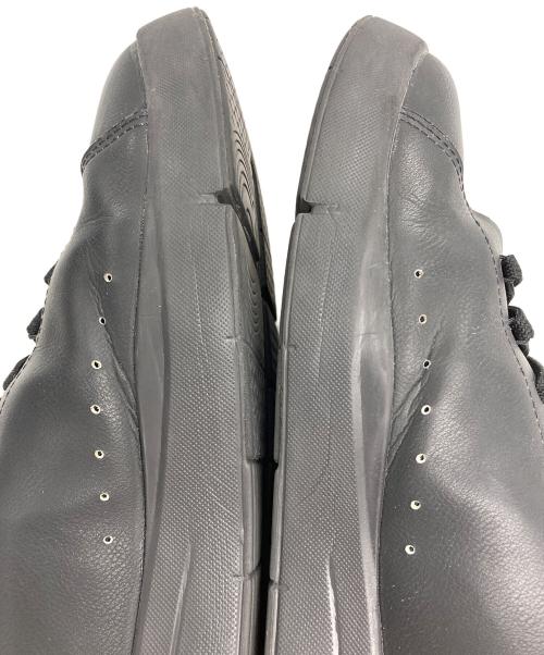 on（オン）on (オン) THE ROGER Advantage ロジャー アドバンテージ ブラック サイズ:28.5の古着・服飾アイテム