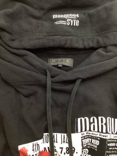 s'yte（サイト）s'yte (サイト) marquee club (マーキークラブ) コラボプリントパーカー ブラック サイズ:4の古着・服飾アイテム
