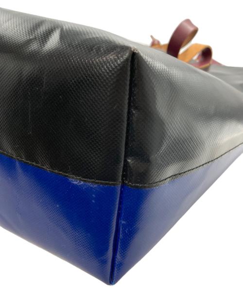 MARNI（マルニ）MARNI (マルニ) ポリエステル×レザーバイカラーロゴトートバッグ ブルー×ブラックの古着・服飾アイテム