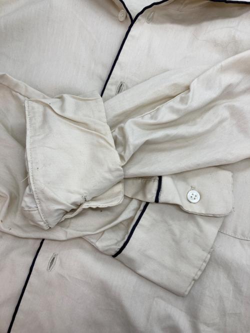 SueUNDERCOVER（スーアンダーカバー）SueUNDERCOVER (スーアンダーカバー) パジャマシャツフーディ アイボリー サイズ:1の古着・服飾アイテム