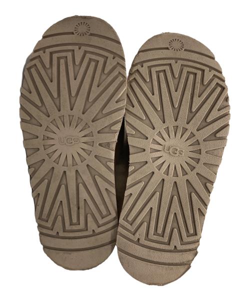 UGG（アグ）UGG (アグ) DISQUETTE ベージュ サイズ:US7の古着・服飾アイテム