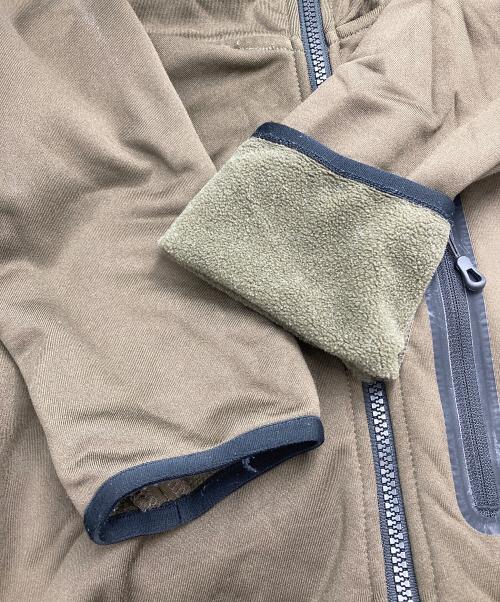 F.C.R.B.（エフシーレアルブリストル）F.C.R.B. (エフシーレアルブリストル) POLARTEC POWER STRETCH ZIP UP GAITER HOODIE ブラウン サイズ:sの古着・服飾アイテム