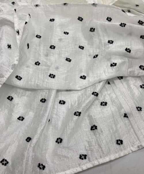 BALLSEY（ボールジィ）BALLSEY (ボールジィ) シャーリングジャカード スクエアネックプルオーバー ホワイト サイズ:36の古着・服飾アイテム