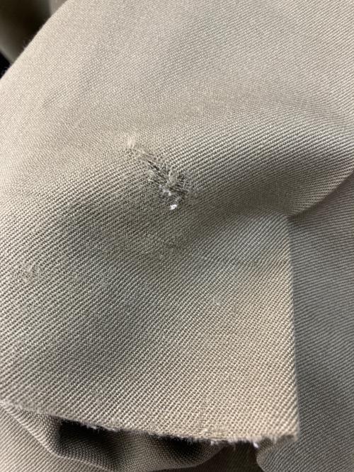 AMBUSH（アンブッシュ）AMBUSH (アンブッシュ) ウエストロゴスラックス カーキ サイズ:2の古着・服飾アイテム